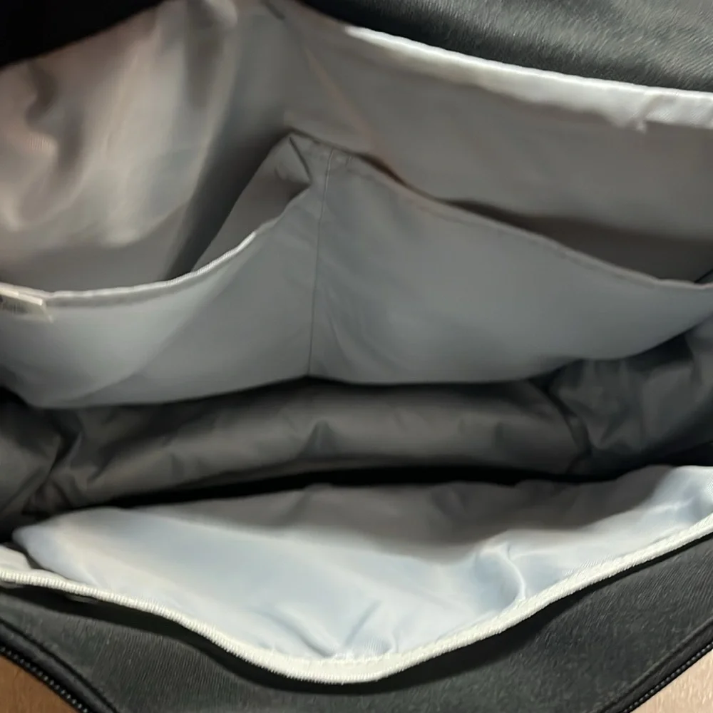 Skip Hop Dash Messenger Diaper Bag Black